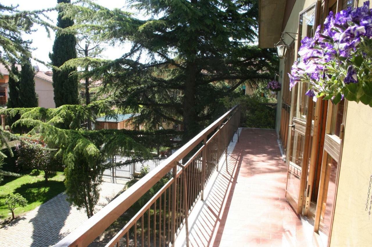 La Casa Di Rachele Apartamento Sarteano Exterior foto